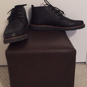 Men’s Toms chukka boots